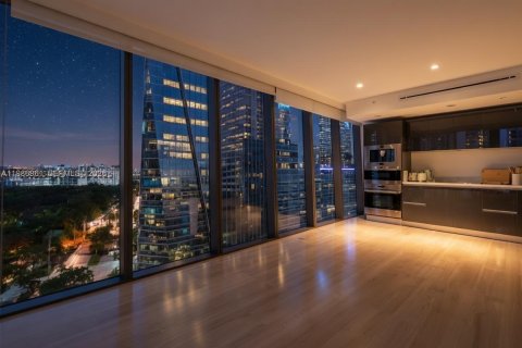 Купить кондоминиум в Майами, Флорида 1 спальня, 69.49м2, № 2044785 - фото 12