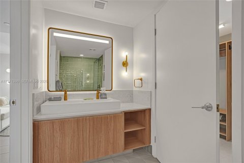 Condominio en venta en Miami, Florida, 1 dormitorio, 44.41 m2 № 2032153 - foto 9