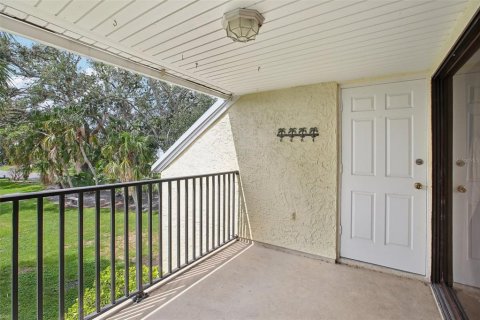 Copropriété à vendre à Saint Petersburg, Floride: 2 chambres, 99.41 m2 № 1899846 - photo 26