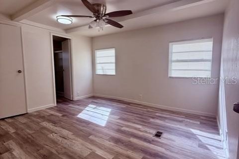 Apartment in Apopka, Florida 4 bedrooms, 238.57 sq.m. № 2221987 - photo 5