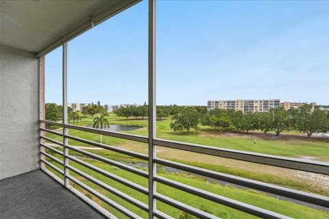 Condo in Bradenton, Florida, 2 bedrooms  № 2148190 - photo 25