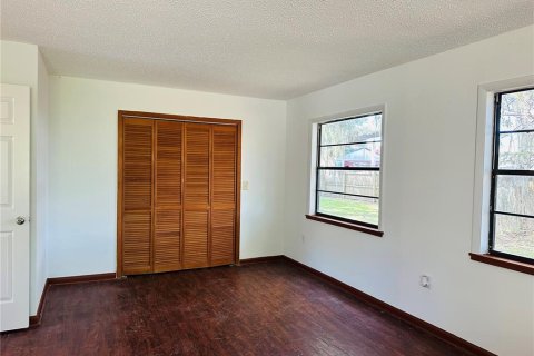 Casa en venta en Umatilla, Florida, 2 dormitorios, 128.95 m2 № 2419248 - foto 13
