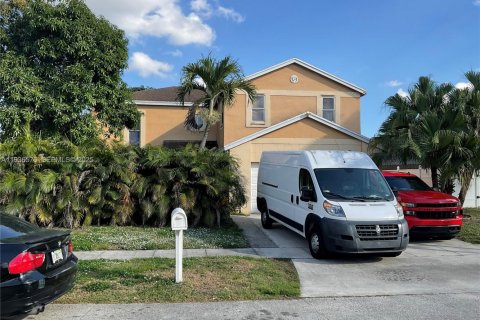Casa en venta en Miramar, Florida, 3 dormitorios, 207.92 m2 № 1994767 - foto 2