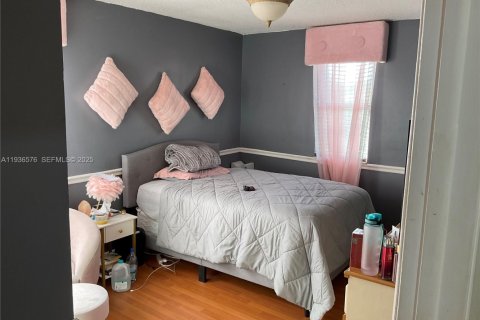 Casa en venta en Miramar, Florida, 3 dormitorios, 207.92 m2 № 1994767 - foto 20