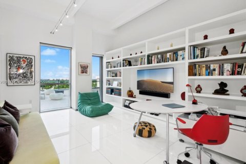 Купить кондоминиум в Майами-Бич, Флорида 3 спальни, 298.31м2, № 2054468 - фото 29