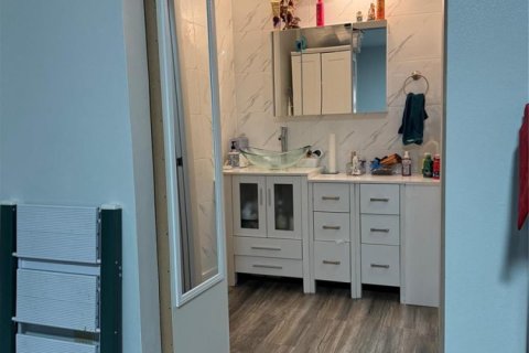 Купить кондоминиум в Тамарак, Флорида 3 комнаты, 108.05м2, № 2084107 - фото 17