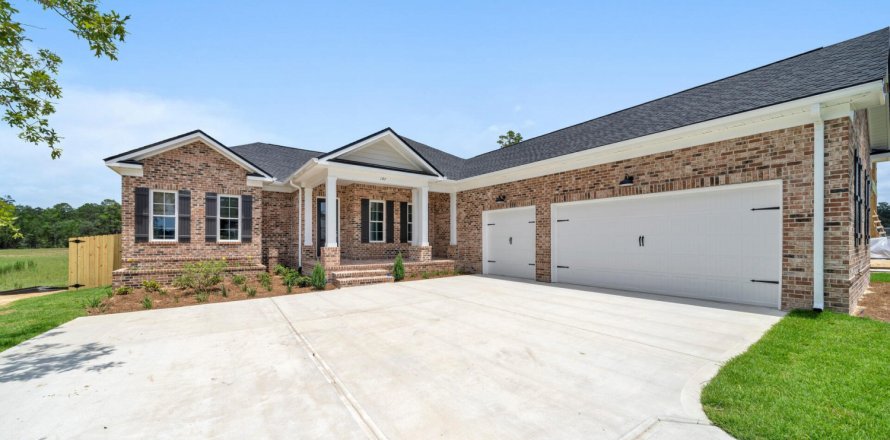 House in Niceville, Florida 4 bedrooms, 226.59 sq.m. № 559270