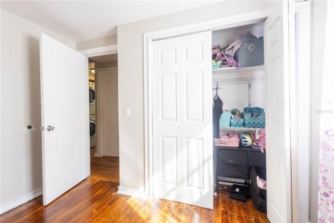 Casa en venta en Brandon, Florida, 4 dormitorios, 157.93 m2 № 1603243 - foto 9