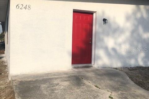 Apartment in Zephyrhills, Florida 3 bedrooms, 95.6 sq.m. № 2091531 - photo 2