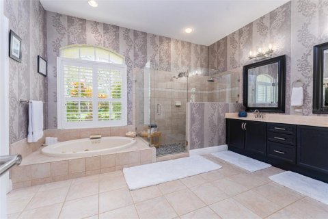 House in Fish Hawk, Florida 4 bedrooms, 293.01 sq.m. № 1918423 - photo 27
