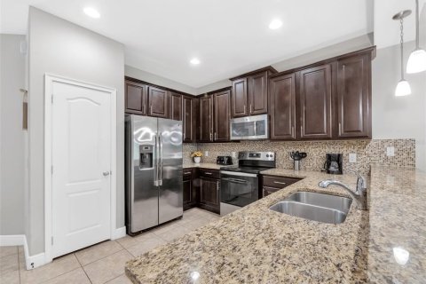 Adosado en alquiler en Davenport, Florida, 3 dormitorios, 151.62 m2 № 1736839 - foto 5