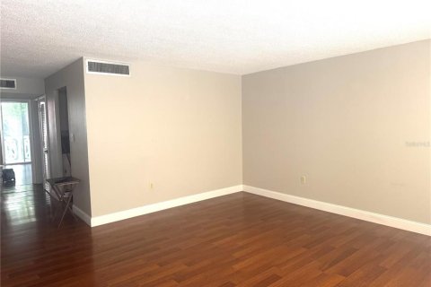 Condominio en alquiler en Clearwater, Florida, 1 dormitorio, 72 m2 № 1675126 - foto 15