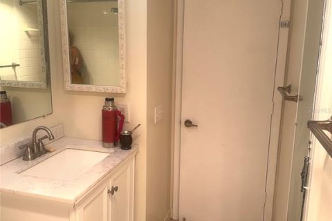 Condominio en alquiler en Clearwater, Florida, 1 dormitorio, 72 m2 № 1675126 - foto 14