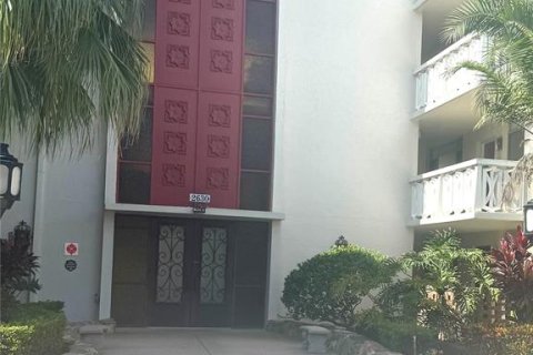 Condominio en alquiler en Clearwater, Florida, 1 dormitorio, 72 m2 № 1675126 - foto 19