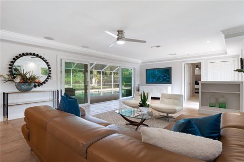 House in Sarasota, Florida 3 bedrooms, 229.93 sq.m. № 1658949 - photo 6