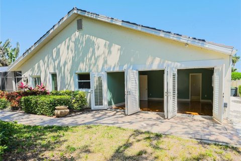 House in Sarasota, Florida 3 bedrooms, 229.93 sq.m. № 1658949 - photo 30