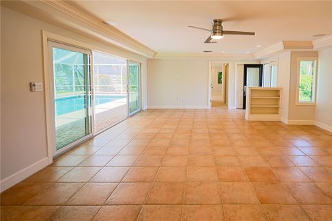 House in Sarasota, Florida 3 bedrooms, 229.93 sq.m. № 1658949 - photo 4