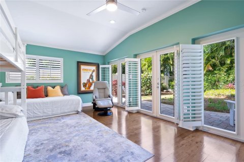 House in Sarasota, Florida 3 bedrooms, 229.93 sq.m. № 1658949 - photo 27