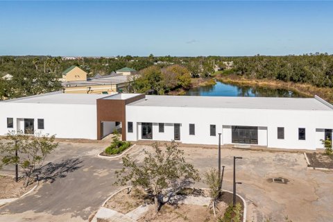 Commercial property in Bradenton, Florida № 2109241 - photo 7