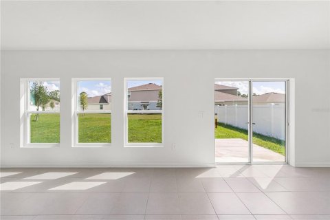 Villa ou maison à louer à Kissimmee, Floride: 4 chambres, 179.86 m2 № 2405234 - photo 9