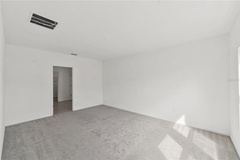Villa ou maison à louer à Kissimmee, Floride: 4 chambres, 179.86 m2 № 2405234 - photo 13