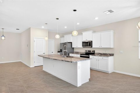 House in Ocala, Florida 3 bedrooms, 171.96 sq.m. № 2093391 - photo 13