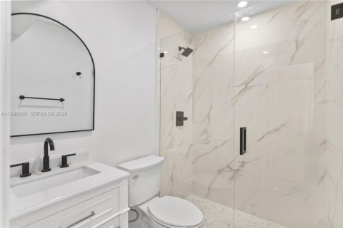 Снять в аренду виллу или дом в Майами-Гарденс, Флорида 5 спален, 133.04м2, № 2047468 - фото 19