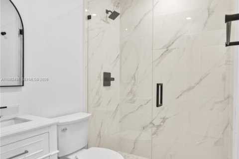 Снять в аренду виллу или дом в Майами-Гарденс, Флорида 5 спален, 133.04м2, № 2047468 - фото 18