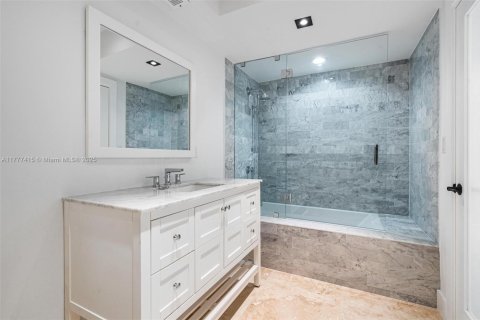 Купить виллу или дом в Майами, Флорида 3 спальни, 329.06м2, № 1695815 - фото 20