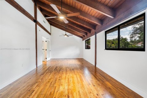 Купить виллу или дом в Майами, Флорида 3 спальни, 329.06м2, № 1695815 - фото 28