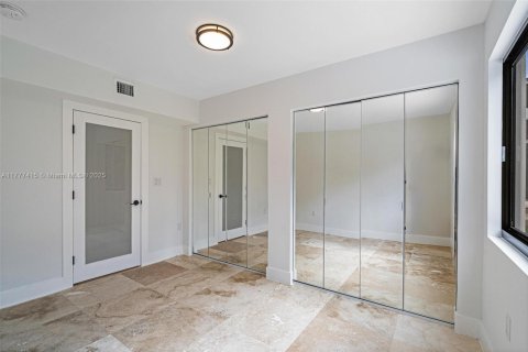 Купить виллу или дом в Майами, Флорида 3 спальни, 329.06м2, № 1695815 - фото 17