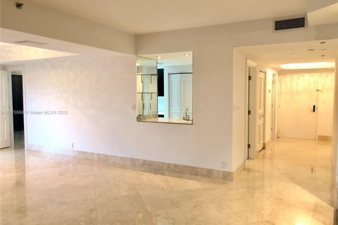 Copropriété à louer à Aventura, Floride: 2 chambres, 177.44 m2 № 1920530 - photo 6