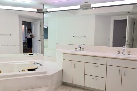 Copropriété à louer à Aventura, Floride: 2 chambres, 177.44 m2 № 1920530 - photo 10