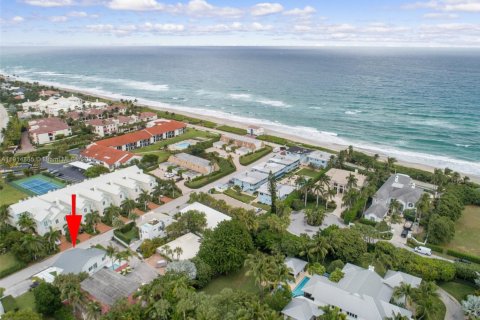 House in Ocean Ridge, Florida 3 bedrooms, 124.67 sq.m. № 1970539 - photo 24