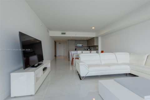 Condominio en venta en Sunny Isles Beach, Florida, 2 dormitorios, 103.4 m2 № 1710241 - foto 7