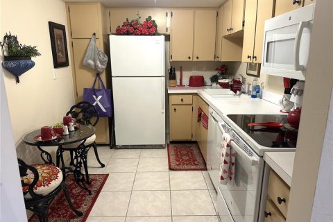 Купить кондоминиум в Венеция, Флорида 5 комнат, 87.33м2, № 2232432 - фото 3