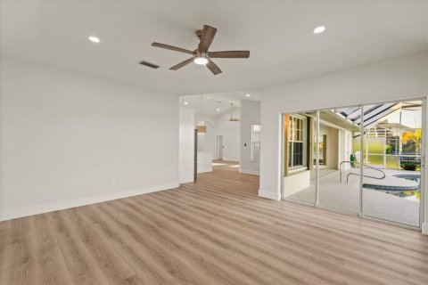 Casa en venta en Lake Suzy, Florida, 3 dormitorios, 201.41 m2 № 1582386 - foto 18