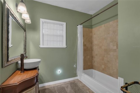 Casa en venta en Orlando, Florida, 2 dormitorios, 120.49 m2 № 1919354 - foto 26