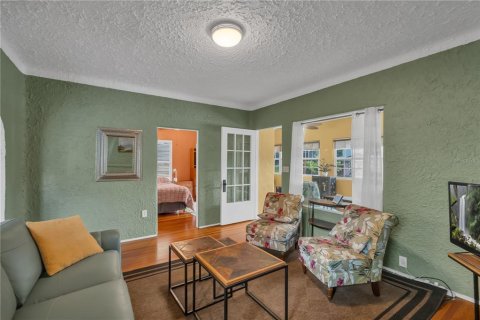Casa en venta en Orlando, Florida, 2 dormitorios, 120.49 m2 № 1919354 - foto 23