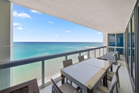 Copropriété à louer à Miami Beach, Floride: 2 chambres, 145.39 m2 № 2026420 - photo 14