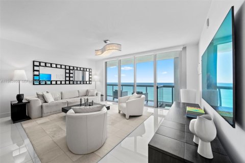 Copropriété à louer à Miami Beach, Floride: 2 chambres, 145.39 m2 № 2026420 - photo 7