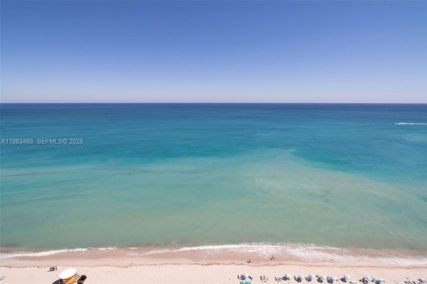 Copropriété à louer à Miami Beach, Floride: 2 chambres, 145.39 m2 № 2026420 - photo 13