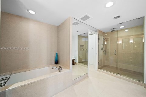 Copropriété à louer à Miami Beach, Floride: 2 chambres, 145.39 m2 № 2026420 - photo 26