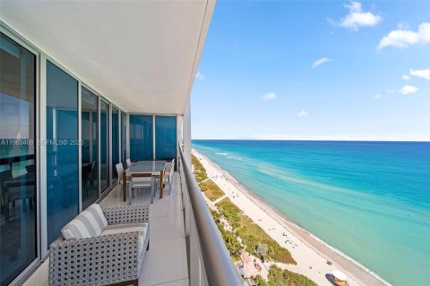 Copropriété à louer à Miami Beach, Floride: 2 chambres, 145.39 m2 № 2026420 - photo 10