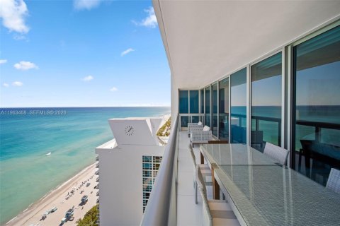 Copropriété à louer à Miami Beach, Floride: 2 chambres, 145.39 m2 № 2026420 - photo 15