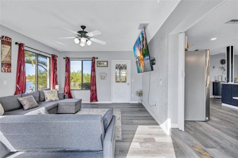 Villa ou maison à louer à Hernando Beach, Floride: 3 chambres, 152.73 m2 № 2414088 - photo 17
