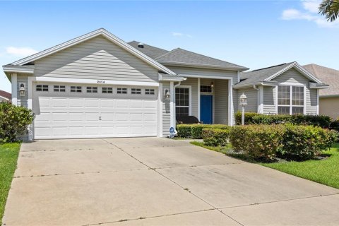 Casa en venta en The Villages, Florida, 2 dormitorios, 179.02 m2 № 1919595 - foto 2