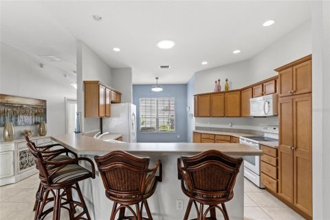 Casa en venta en The Villages, Florida, 2 dormitorios, 179.02 m2 № 1919595 - foto 8