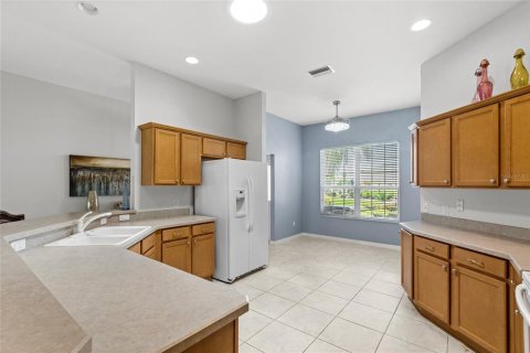 Casa en venta en The Villages, Florida, 2 dormitorios, 179.02 m2 № 1919595 - foto 9