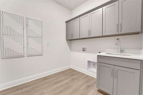Купить виллу или дом в Парриш, Флорида 14 комнат, 304.53м2, № 1374830 - фото 17